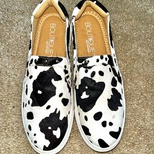 Boutique by Corky’s cow print leather shoes size 10